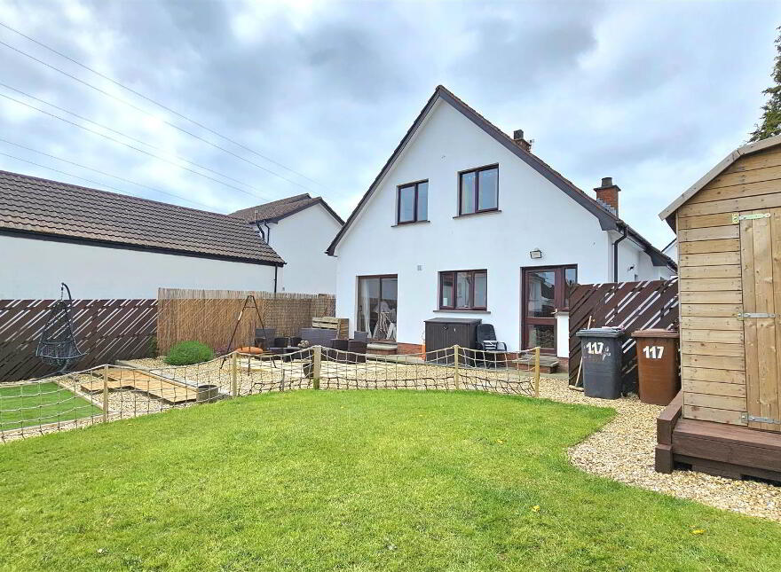 117 Broadlands, Carrickfergus, BT38 7BA