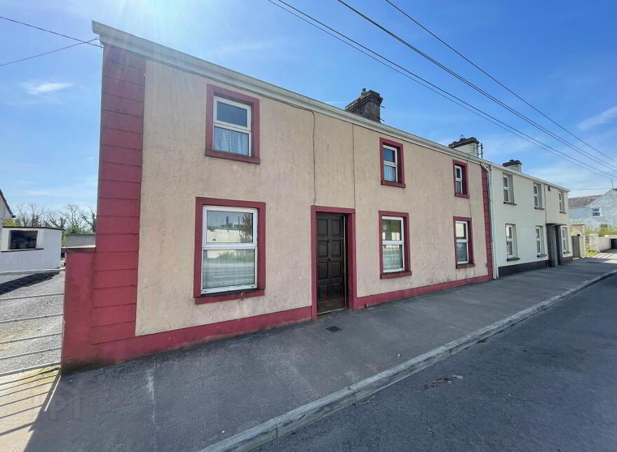 Main Street, Roosky, N41H9X5
