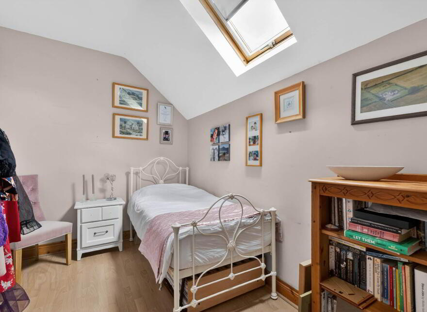 Swan Hill, 148 Dromore Road, Ballynahinch, BT24 8HZ