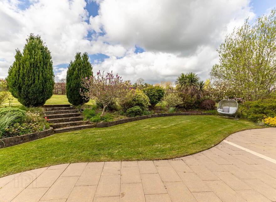 Swan Hill, 148 Dromore Road, Ballynahinch, BT24 8HZ