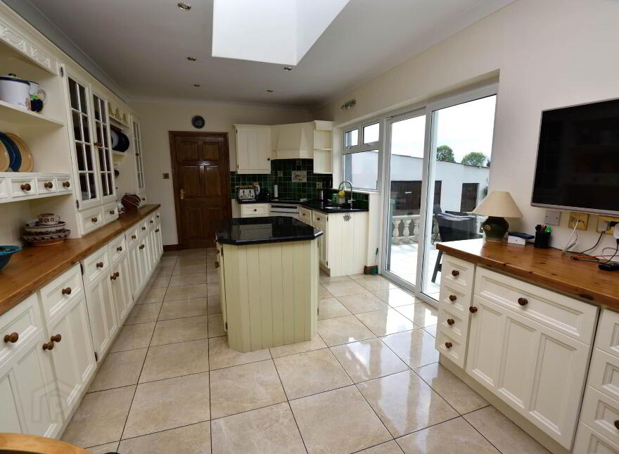 Fennor Lower, Oldcastle, A82P032