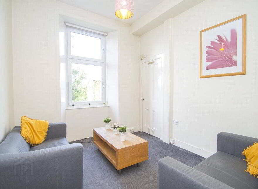 29 Royal Park Terrace, Abbeyhill, Edinburgh, EH8 8JA
