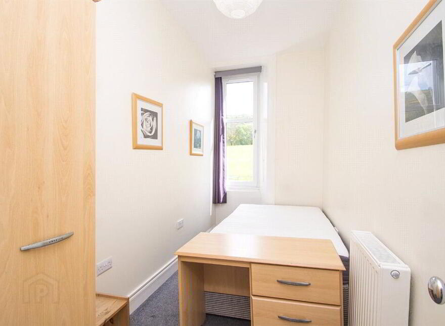 29 Royal Park Terrace, Abbeyhill, Edinburgh, EH8 8JA