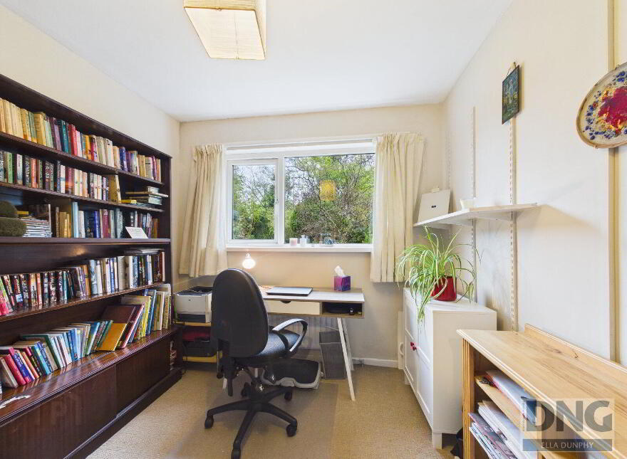 Fern Hollow, Cullentra, The Rower, R95P5W9
