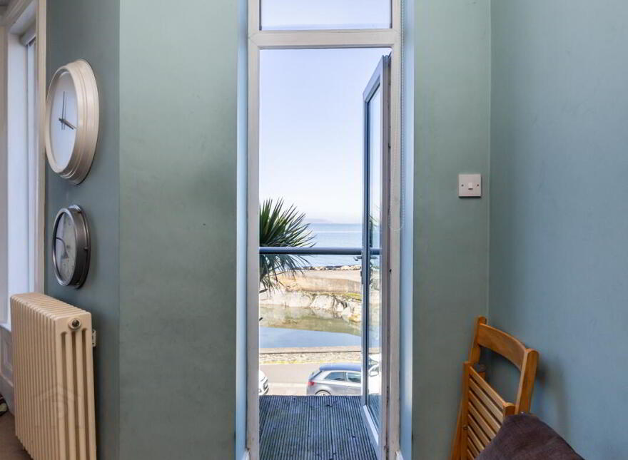 42B Seacliff Road, Bangor, BT20 5EZ