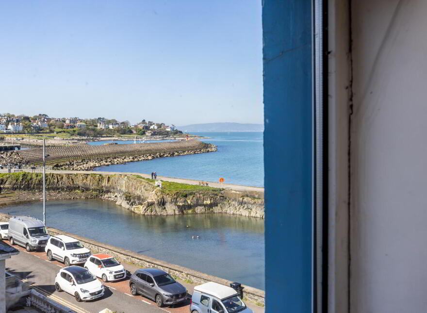 42B Seacliff Road, Bangor, BT20 5EZ