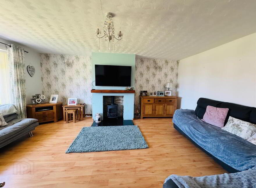 98 Duncastle Park, Newbuildings, L'Derry, BT47 2QL