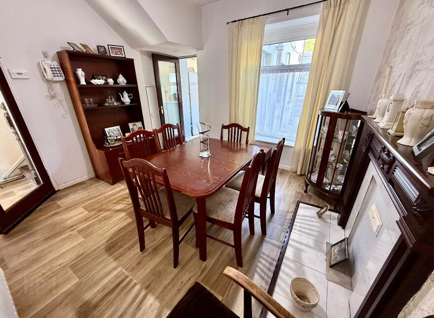 20 Marlborough Terrace, Derry, BT48 9AT