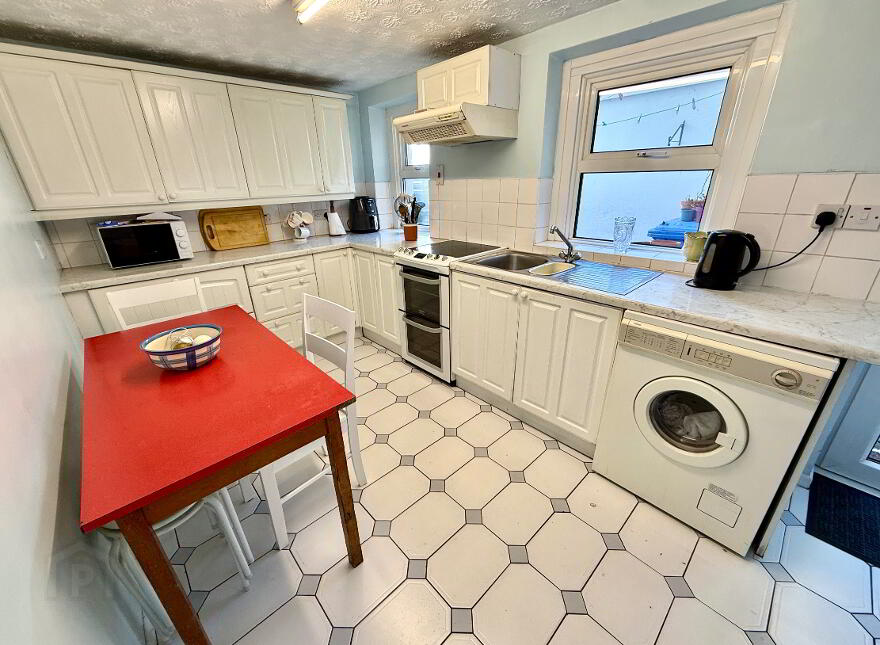 20 Marlborough Terrace, Derry, BT48 9AT