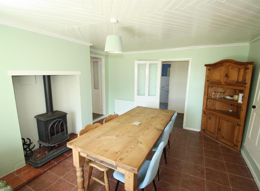 28 Killyleagh Road, Crossgar, Downpatrick, BT30 9LA