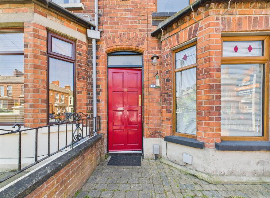 84 Melrose Street, Belfast, BT9 7DQ