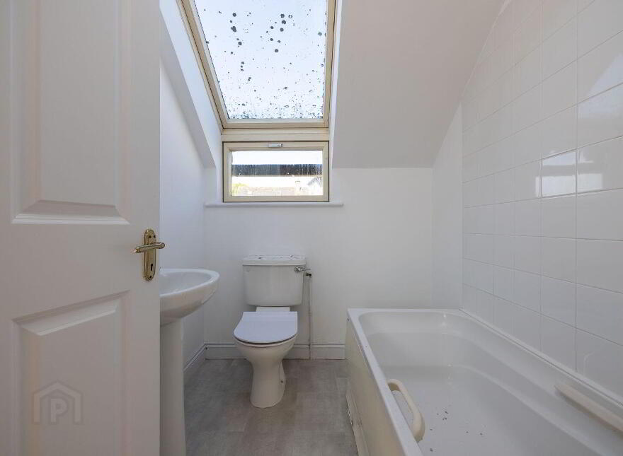 4 Bridge Street Apartments, Bridge Street, Graiguecullen, R93C890