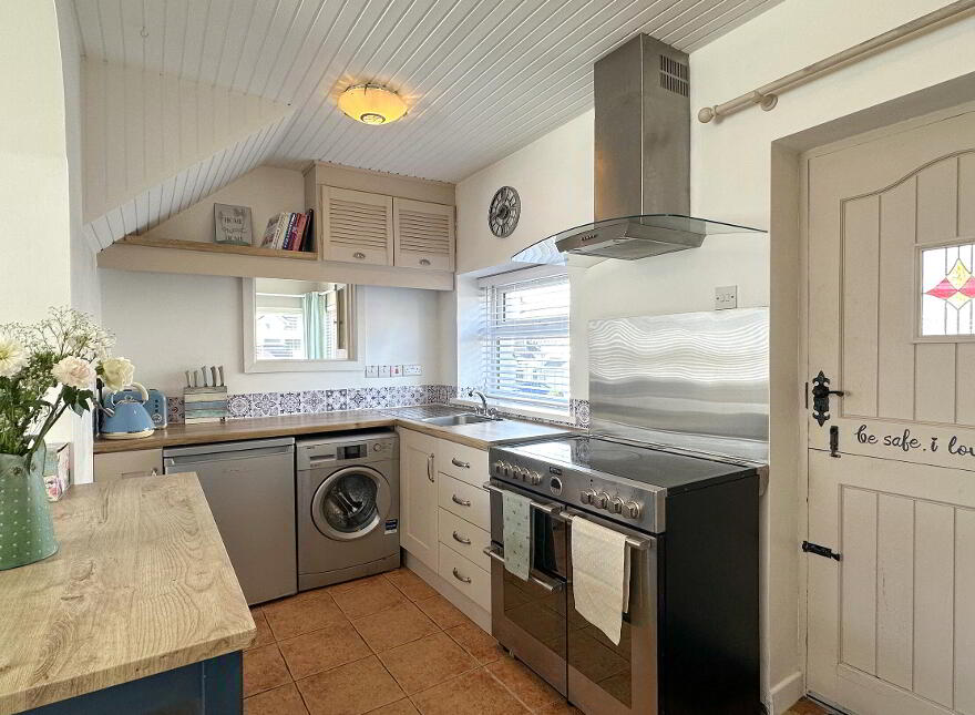 14 Agherton Road, Portstewart, BT55 7PH