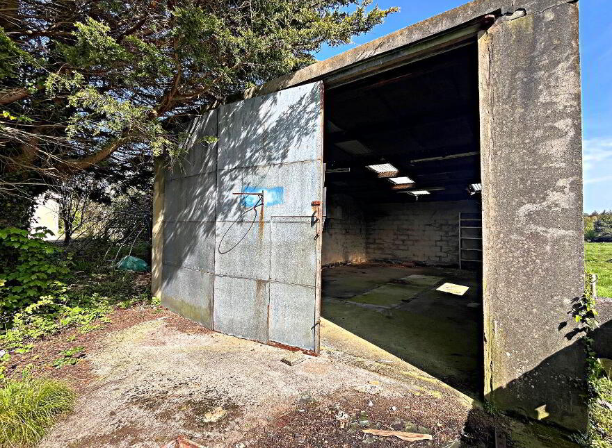 Briska, Lemybrien, Mahon Bridge, X42T678