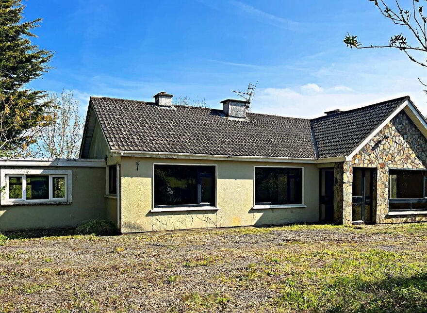 Briska, Lemybrien, Mahon Bridge, X42T678