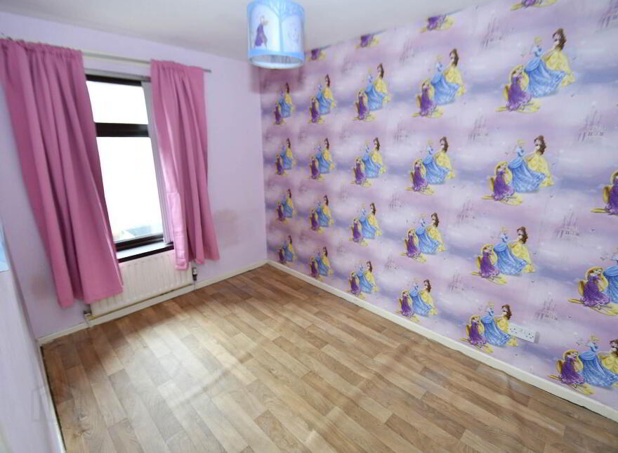18 Westrock Drive, Whiterock, Belfast, BT12 7QA
