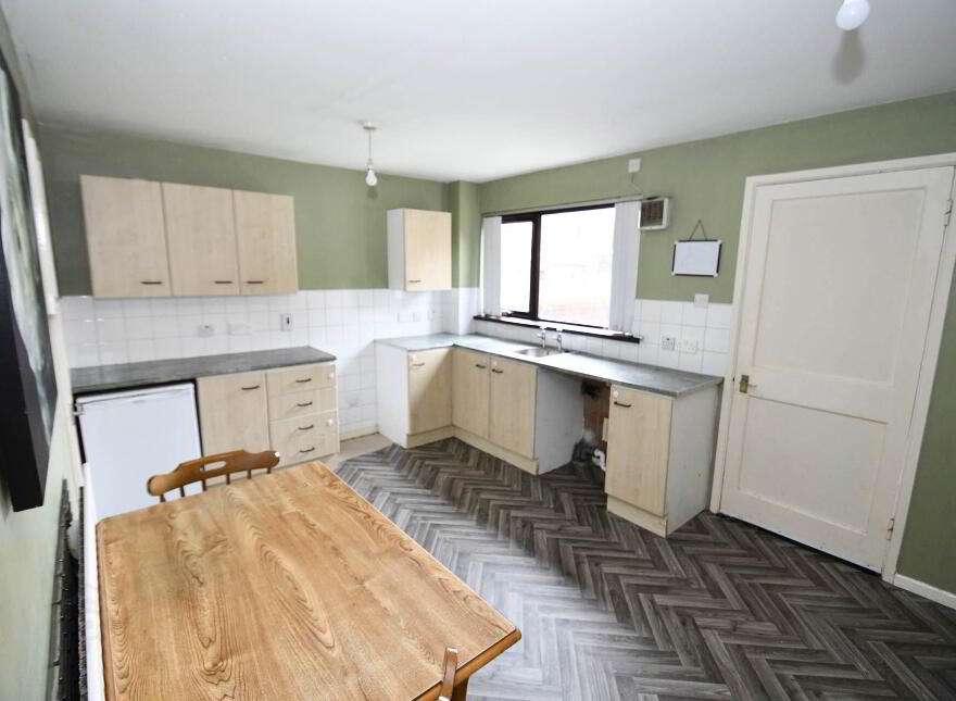 18 Westrock Drive, Whiterock, Belfast, BT12 7QA