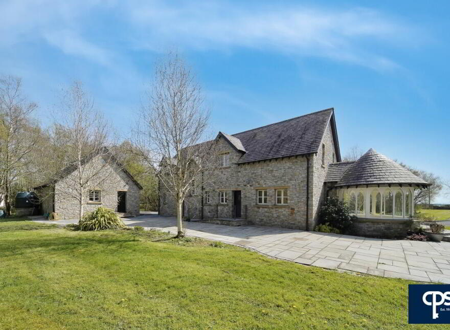 11 Hawthorn Road, Omagh, BT79 7ND