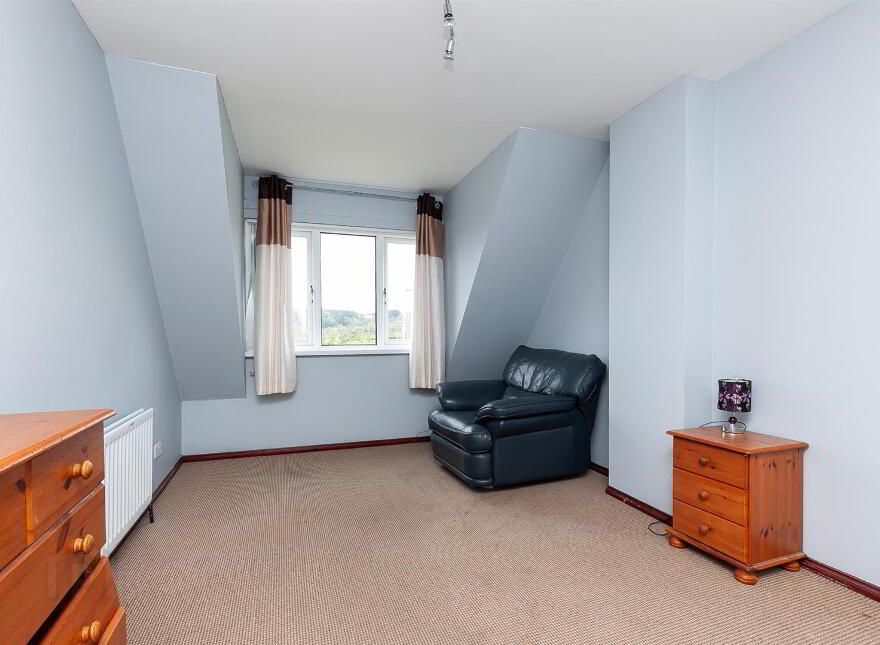 11 Hillview Green, Carrickfergus, BT38 8YX