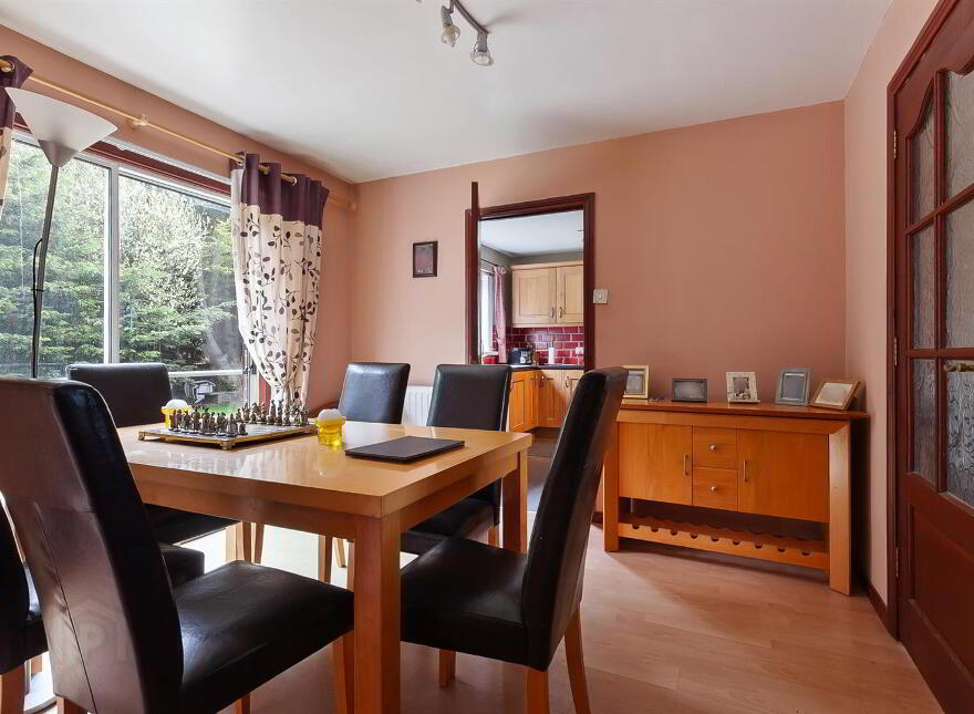 11 Hillview Green, Carrickfergus, BT38 8YX