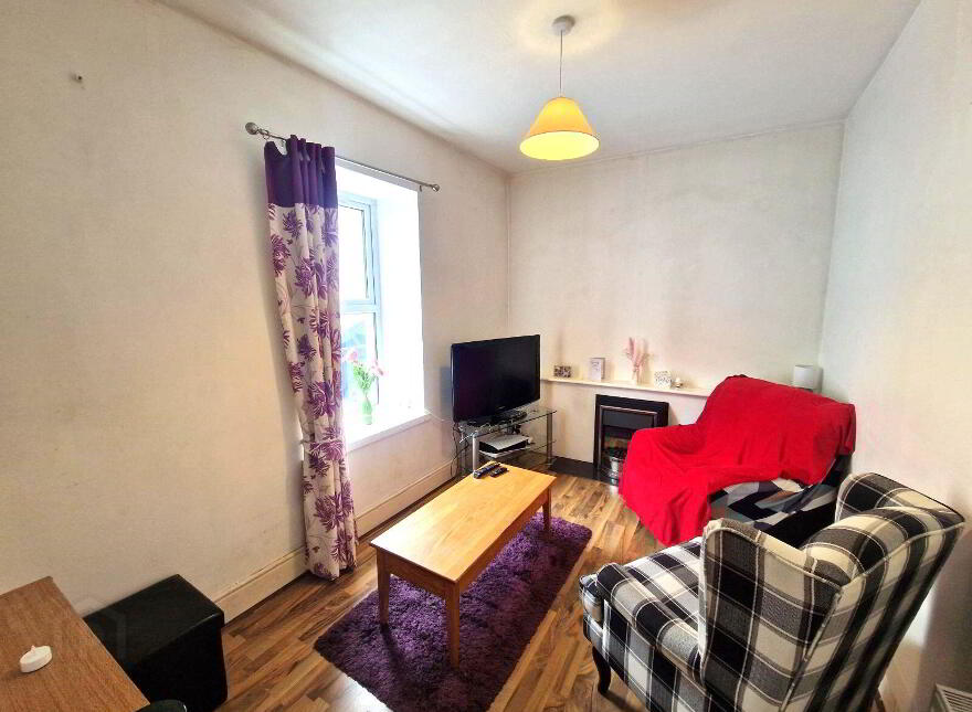 34 Geraldine Place, Albert Road, Ballintemple, T12CRX2