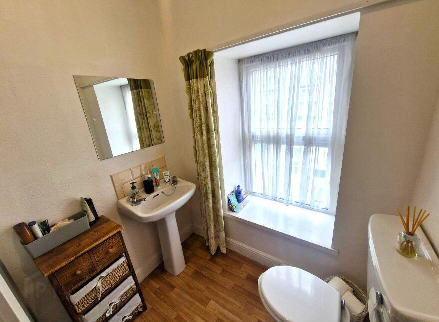 34 Geraldine Place, Albert Road, Ballintemple, T12CRX2