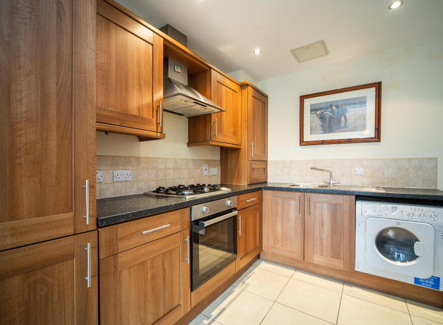 3 Park View, 147-153 Kingsway, Dunmurry, Belfast, BT17 9RD