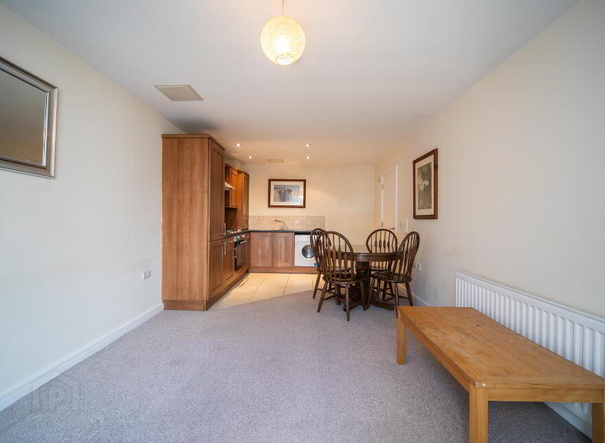 3 Park View, 147-153 Kingsway, Dunmurry, Belfast, BT17 9RD