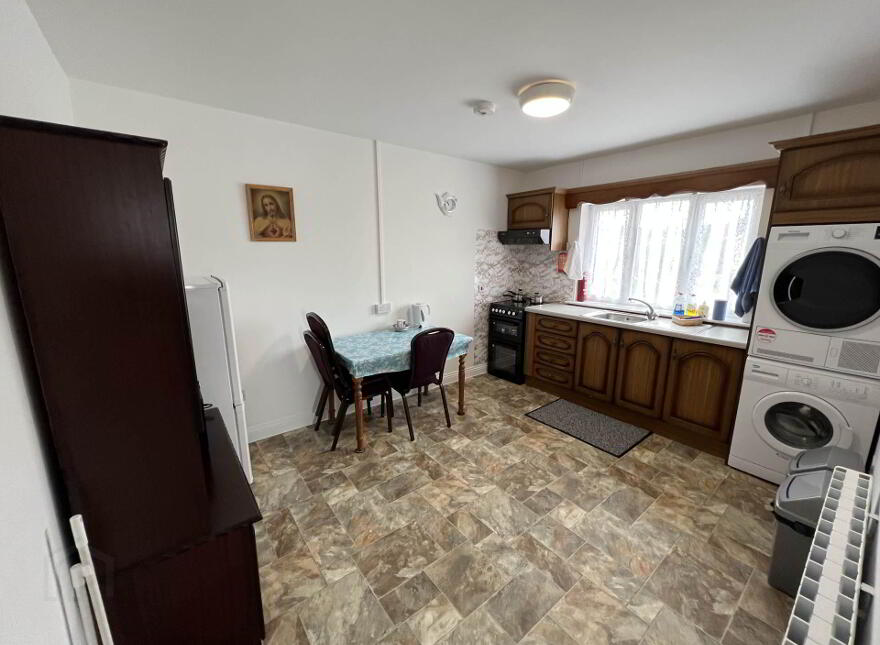 Apartment, C4 Rosebury Court, Knock, F12C621