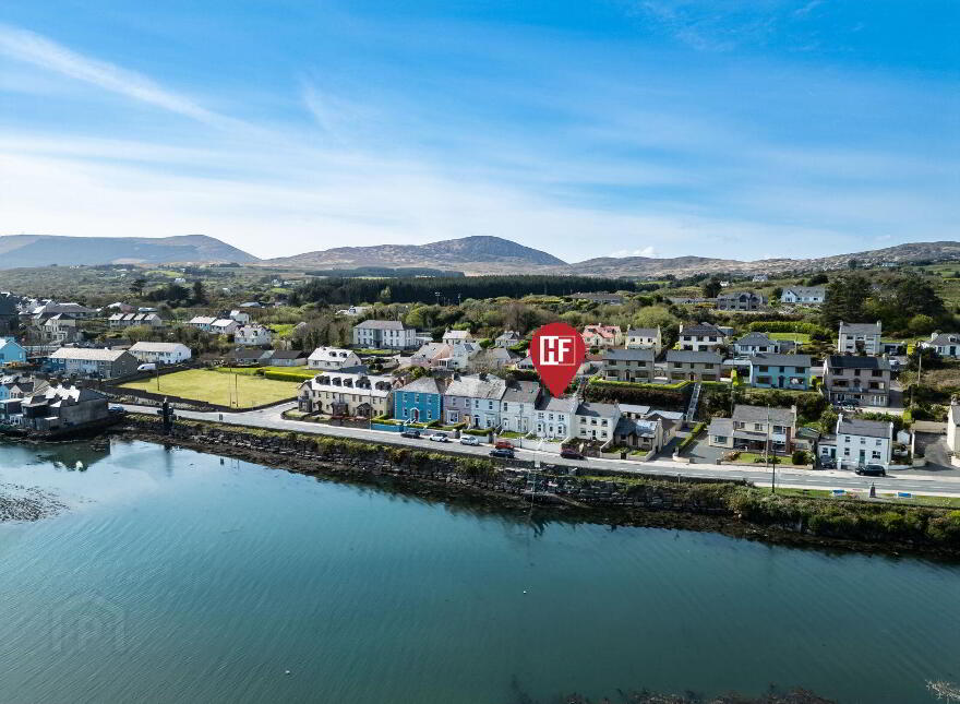 6 Seaview Terrace, Castletownbere, P75AY63