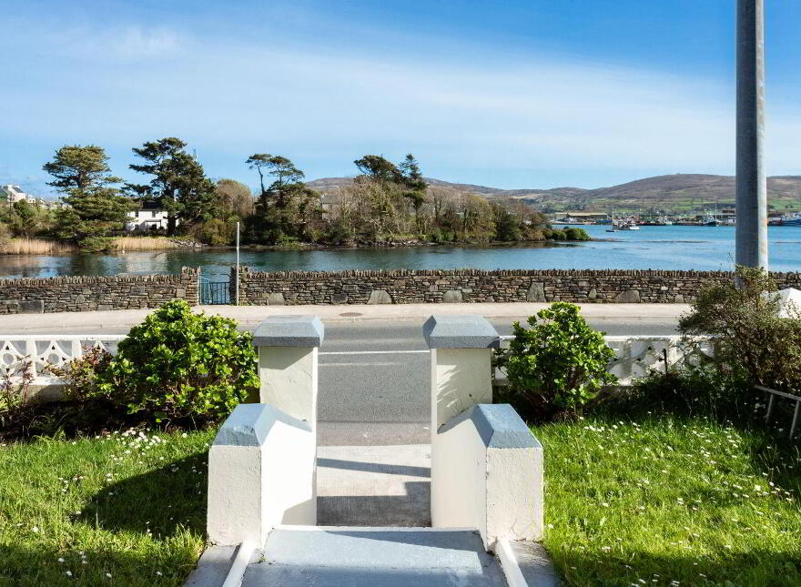 6 Seaview Terrace, Castletownbere, P75AY63