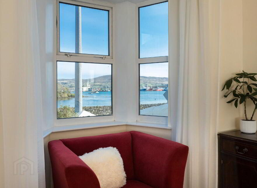 6 Seaview Terrace, Castletownbere, P75AY63