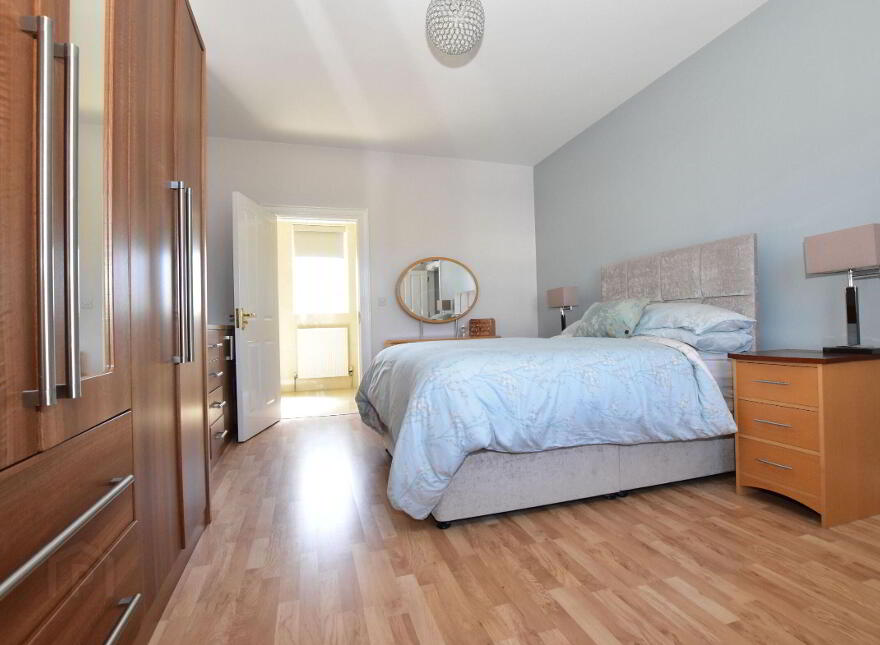 8 Lady Wallace Crescent, Lisburn, BT28 3GP