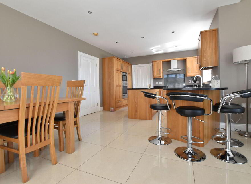 8 Lady Wallace Crescent, Lisburn, BT28 3GP