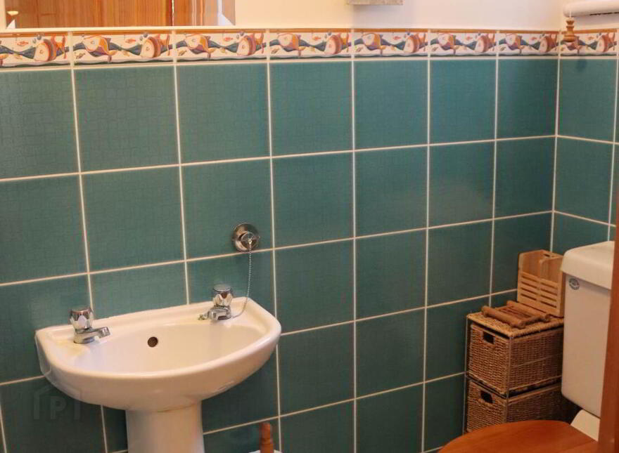 3 Ballynagard Cottages, Rathlin Island, Ballycastle, BT54 6SB