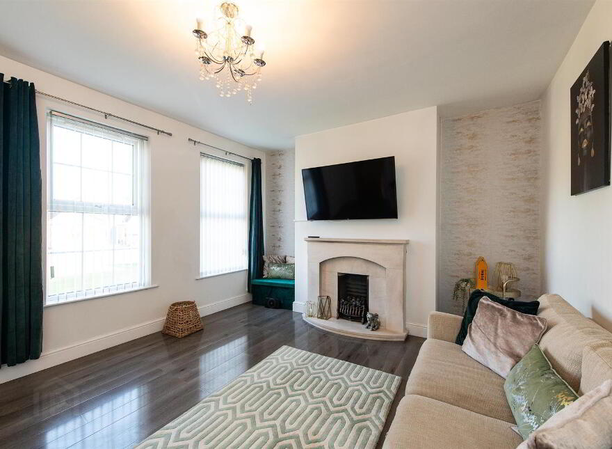 28 Meadow View, Downpatrick, BT30 6LT