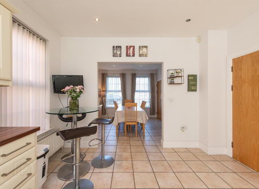 28 Meadow View, Downpatrick, BT30 6LT