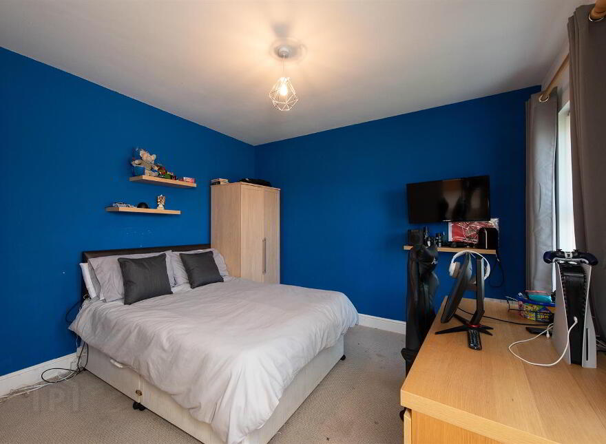 28 Meadow View, Downpatrick, BT30 6LT