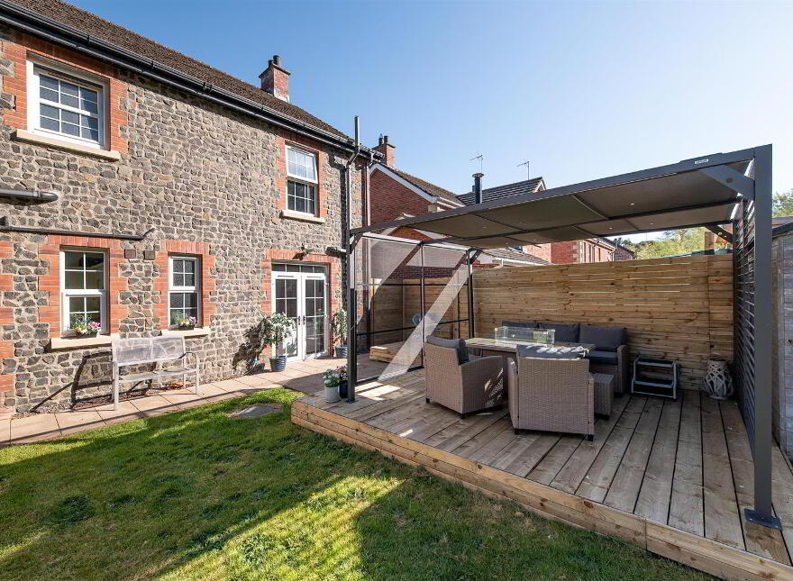 28 Meadow View, Downpatrick, BT30 6LT