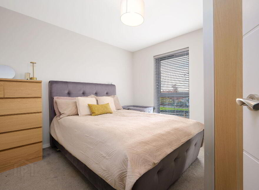 2 Lakeside Close, Coleraine, BT52 2FB