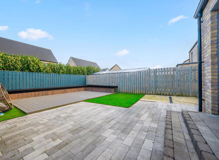2 Lakeside Close, Coleraine, BT52 2FB