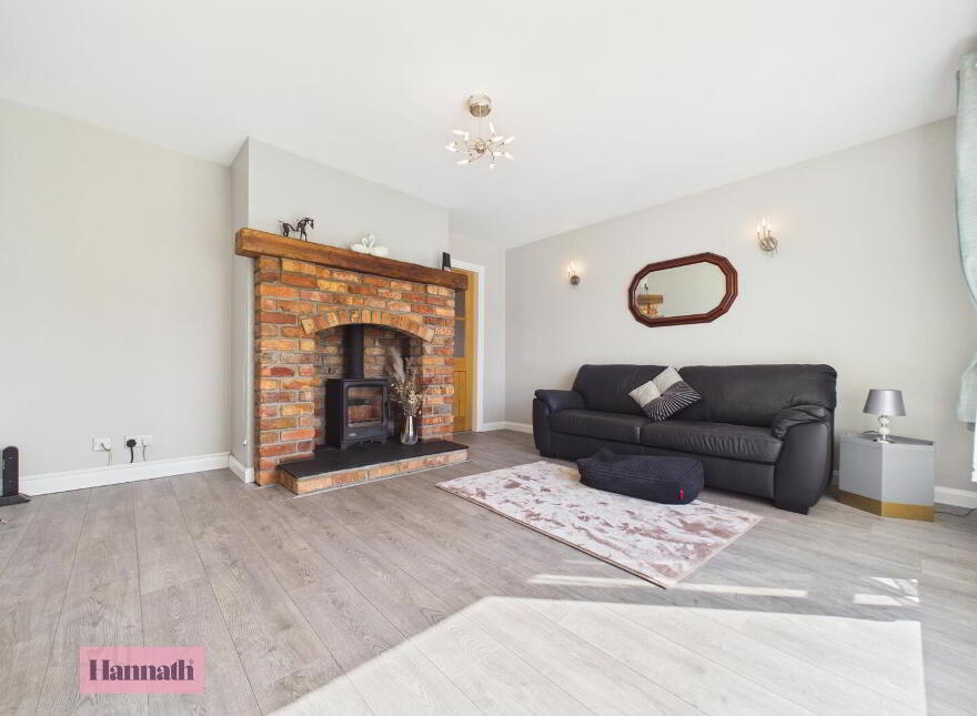12 Richmond Close, Tandragee, BT62 2JG