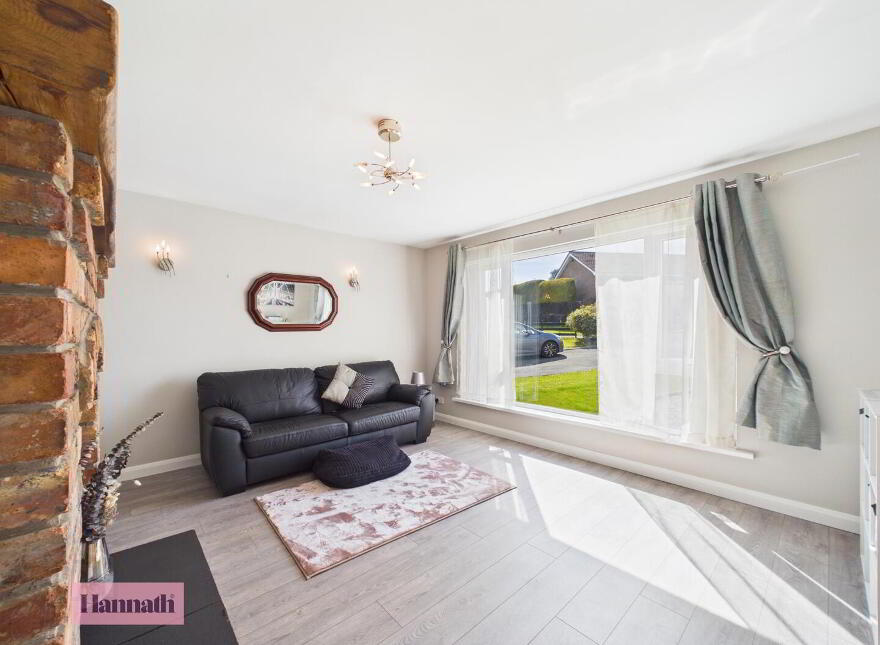 12 Richmond Close, Tandragee, BT62 2JG