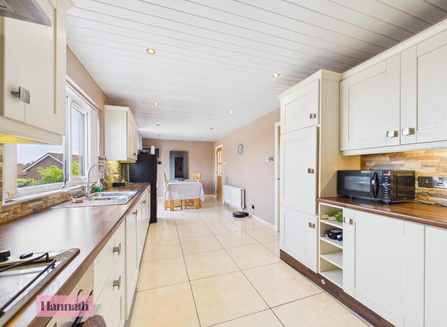 12 Richmond Close, Tandragee, BT62 2JG