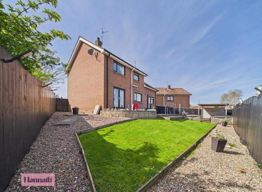 12 Richmond Close, Tandragee, BT62 2JG