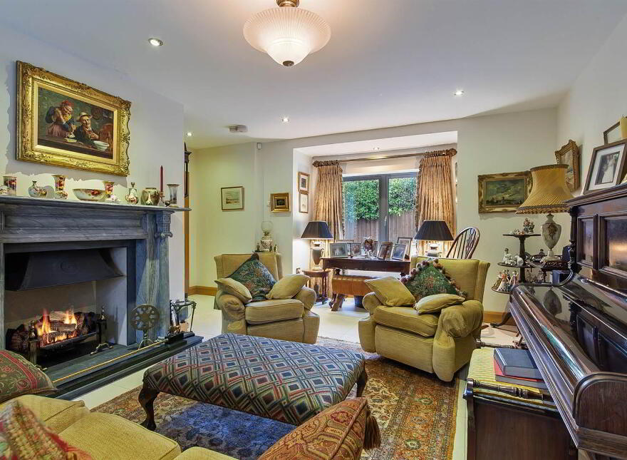 'Glentogher', 29 Bridge Road, Helen's Bay, BT19 1TS