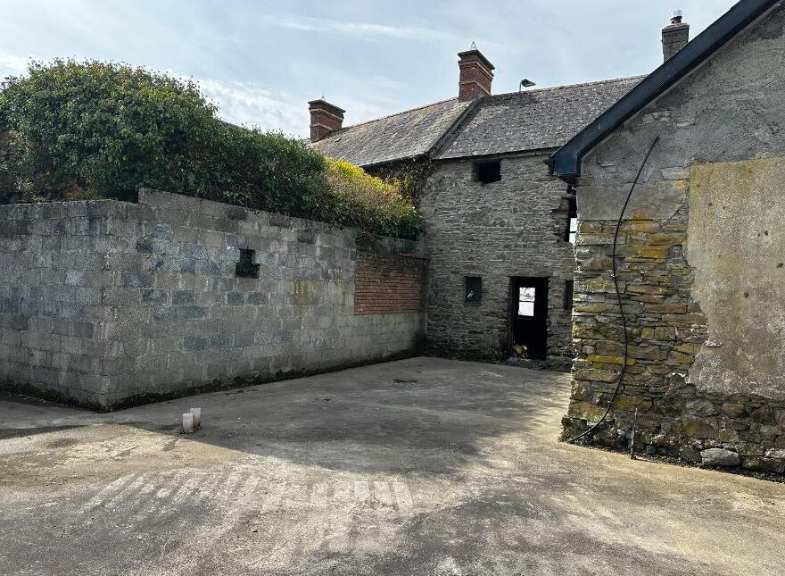 The Little Arrigle, Main Street, Ballyhale, R95FDH6