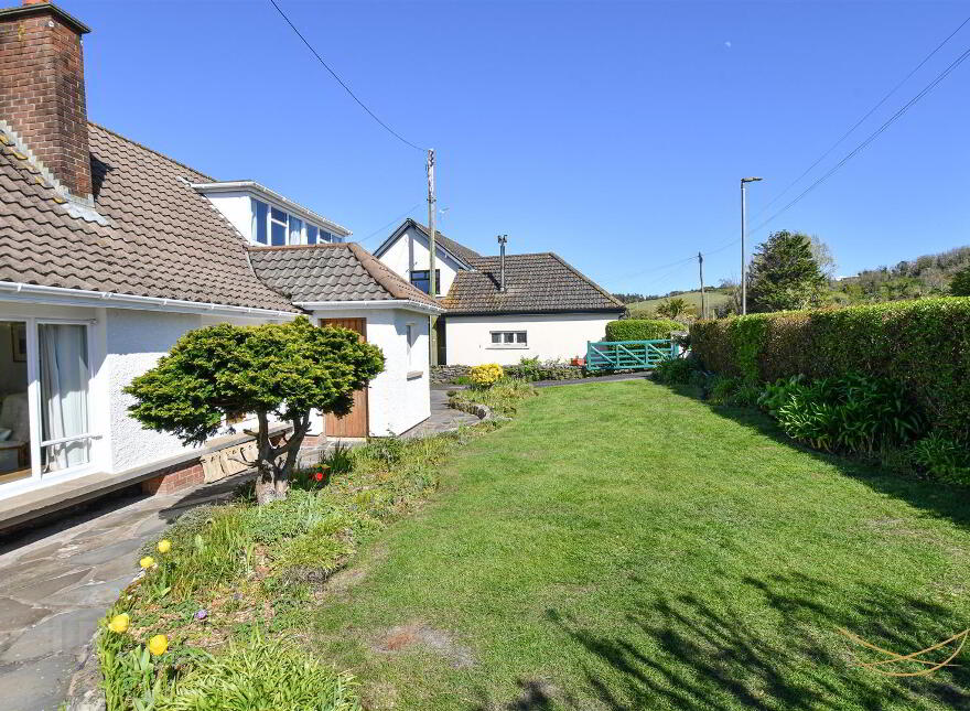 Aghnadore, 23 Whin Road, Ballygally, Larne, BT40 2QJ