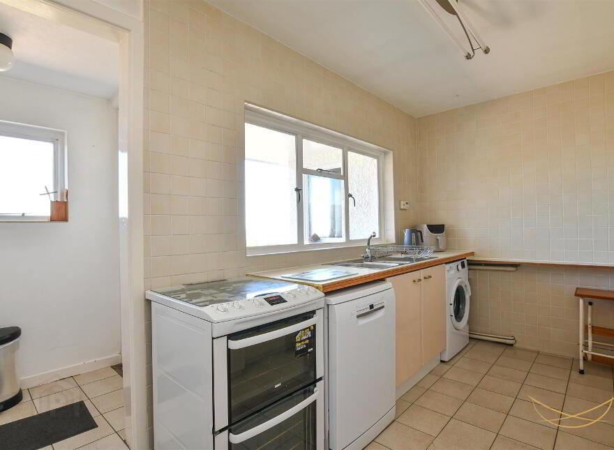 Aghnadore, 23 Whin Road, Ballygally, Larne, BT40 2QJ