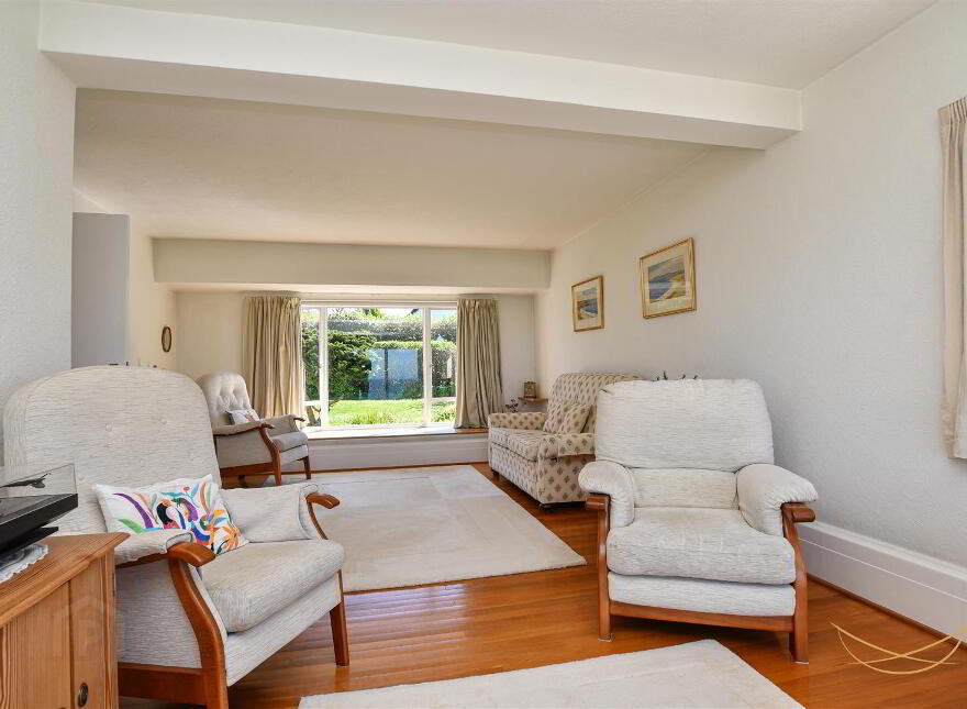 Aghnadore, 23 Whin Road, Ballygally, Larne, BT40 2QJ